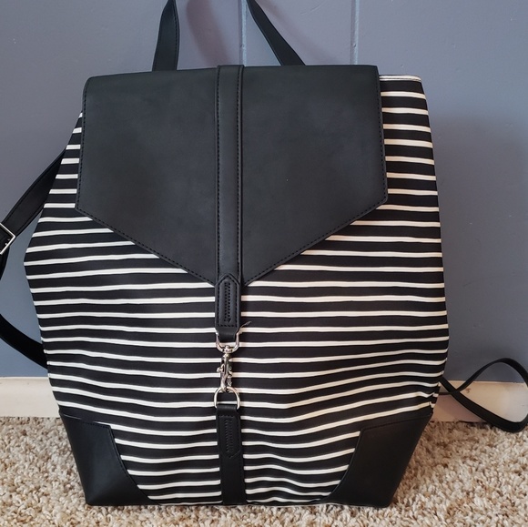 Stella & Dot Handbags - New Stella&Dot Ava Backpack